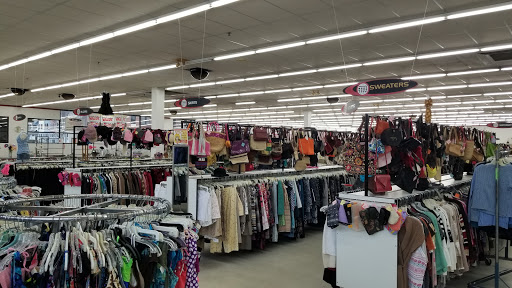 Thrift Store «Value World», reviews and photos, 11900 Detroit Ave, Lakewood, OH 44107, USA