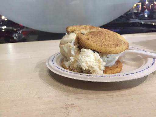 Cookie Shop «Insomnia Cookies», reviews and photos, 1919 11th Ave S, Birmingham, AL 35205, USA