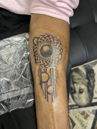 Tattoo Shop «Goodfellas Tattoos», reviews and photos, 908 SW 66th St, Oklahoma City, OK 73139, USA