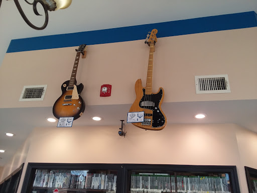 Pawn Shop «Fall River Pawn Brokers», reviews and photos, 268 Union St, New Bedford, MA 02740, USA