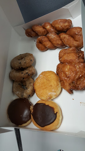 Donut Shop «The Donut Shop Bloomingdale», reviews and photos, 502 US-80, Bloomingdale, GA 31302, USA