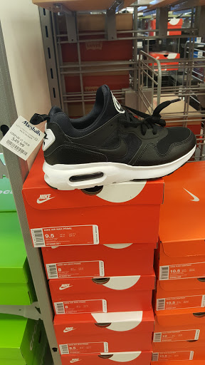 Department Store «Marshalls», reviews and photos, 3485 Steelyard Dr, Cleveland, OH 44109, USA