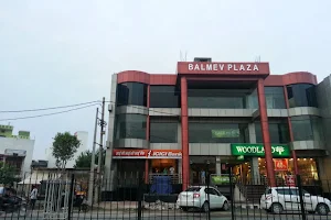 Balmev Plaza image