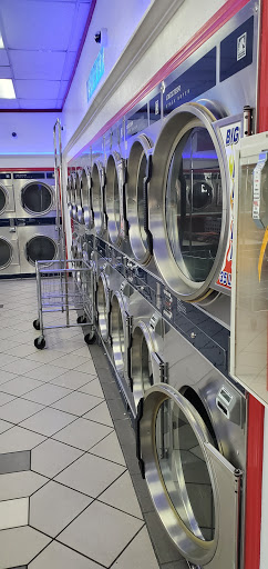 Laundromat «Gilbert Coinless Laundry», reviews and photos, 334 N Gilbert Rd, Mesa, AZ 85203, USA