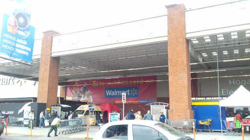 Walmart Plaza Oriente