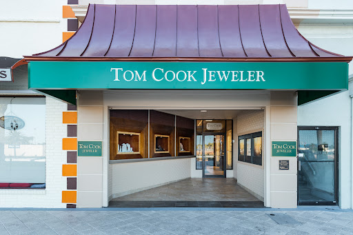 Watch Repair Service «Tom Cook Jeweler Inc», reviews and photos, 150 S Beach St, Daytona Beach, FL 32114, USA
