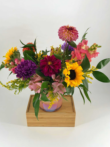 Florist «Kathy and Company Florist», reviews and photos, 221 Colchester Ave, Burlington, VT 05401, USA