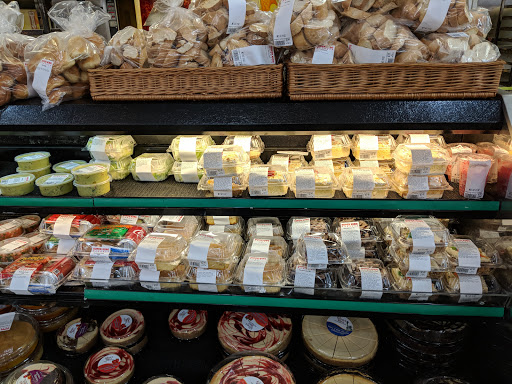 Supermarket «Super King Market», reviews and photos, 2260 Lincoln Ave, Altadena, CA 91001, USA