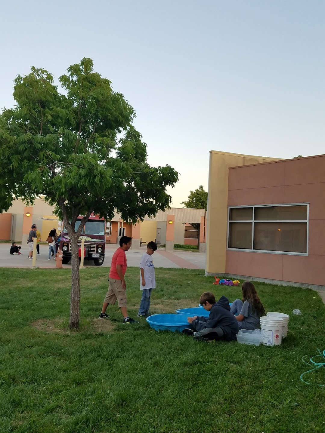 Lone Tree Elementary School