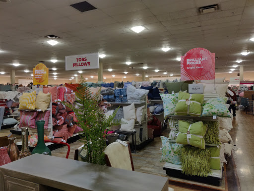 Department Store «HomeGoods», reviews and photos, 7871 N Blackstone Ave, Fresno, CA 93720, USA