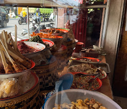 Warung babi guling sarinadi photo