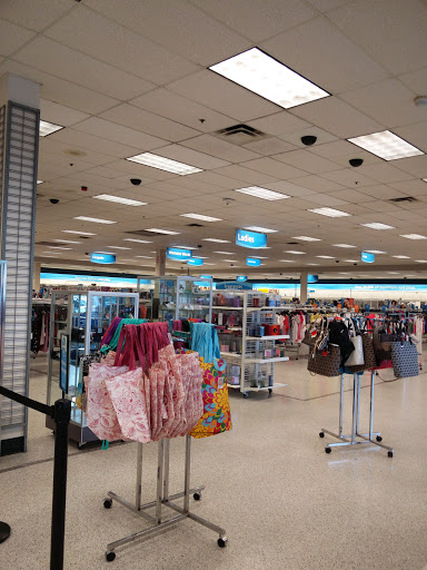 Clothing Store «Ross Dress for Less», reviews and photos, 2201 Preston Rd, Plano, TX 75093, USA