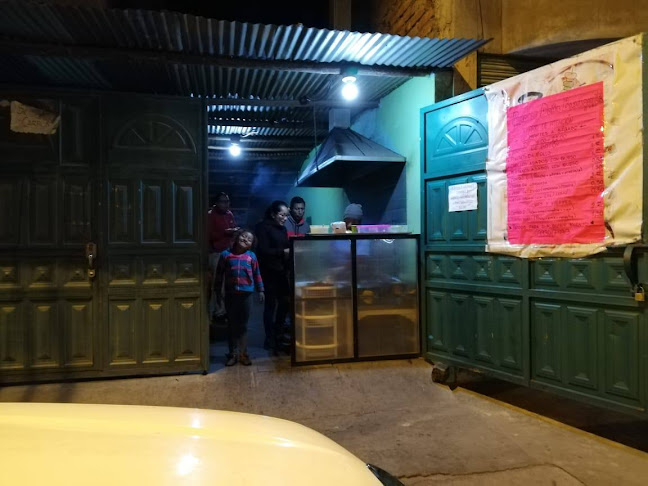 Opiniones de PINCHOS DOÑA BLANQUITA en Latacunga - Restaurante