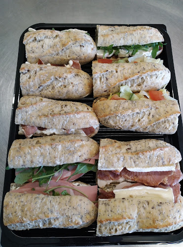Fresh Cut Sandwich Bar - Watford