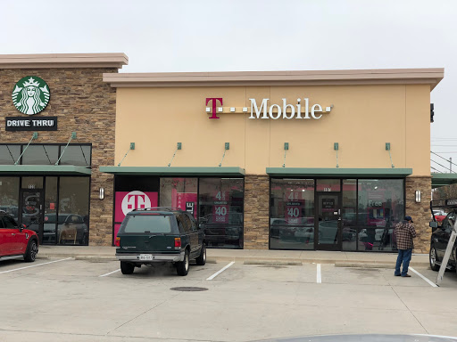 Cell Phone Store «T-Mobile», reviews and photos, 1757 E Hebron Pkwy, Carrollton, TX 75010, USA
