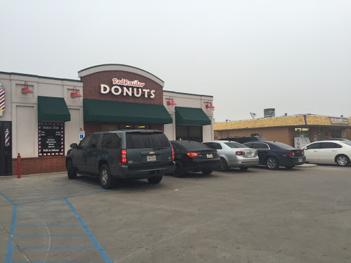 Donut Shop «Red Raider Donut Shop», reviews and photos, 1018 Slide Rd, Lubbock, TX 79416, USA