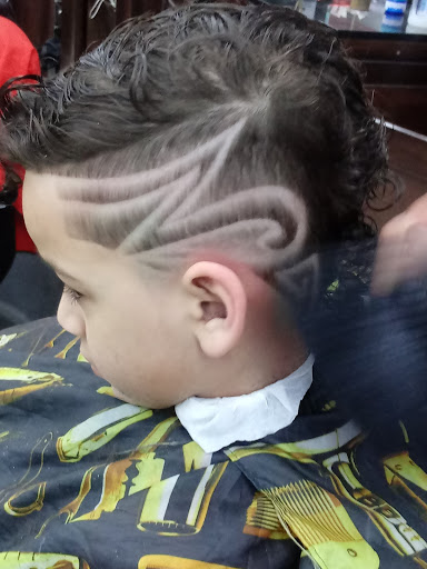 Barber Shop «Ace of Fades Barber Shop», reviews and photos, 2542 N Cicero Ave, Chicago, IL 60639, USA