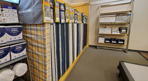 Mattress Store «Mattress Firm Bridgeport», reviews and photos, 3145 S Ashland Ave, Chicago, IL 60608, USA