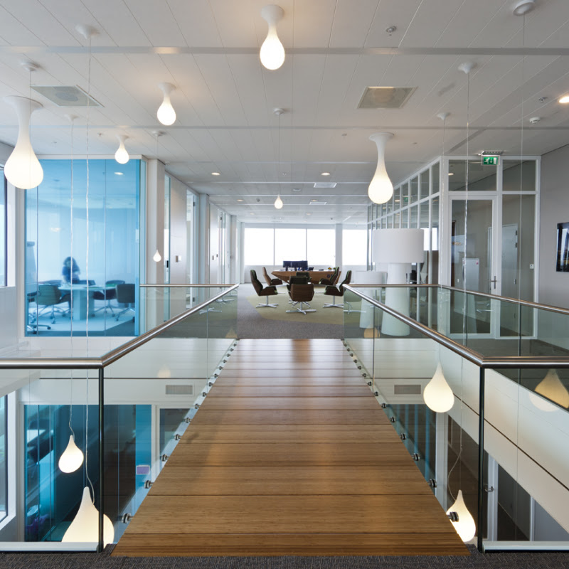 LifeWell Pharmaceutical & Healthcare
