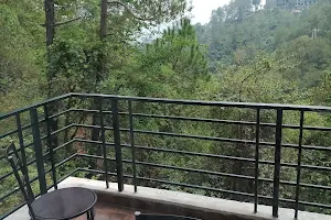 Neelgiri Resort Kasauli image