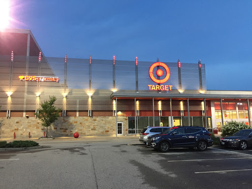 Warwick Mall, 400 Bald Hill Rd, Warwick, RI 02886, USA, 