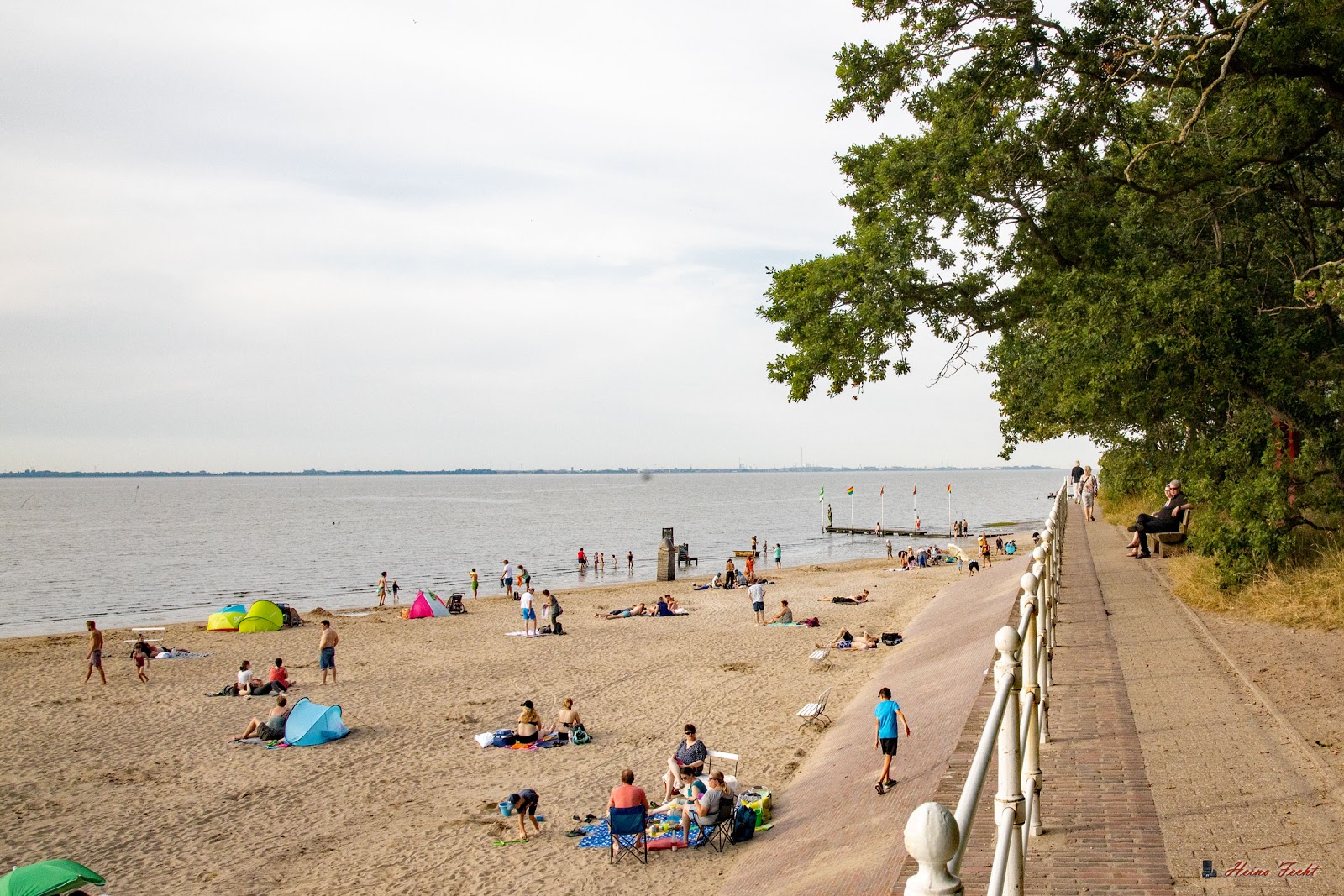 Fotografie cu Plaja Dangast - locul popular printre cunoscătorii de relaxare