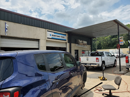 Tire Shop «The Tire Store», reviews and photos, 5633 Atlanta Hwy, Flowery Branch, GA 30542, USA