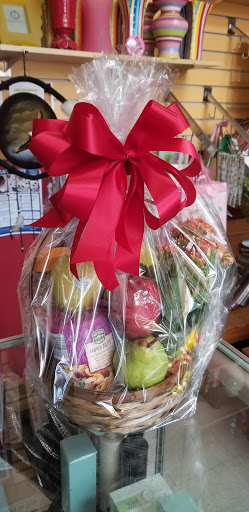 Florist «The Flower Pot & Basket Shop», reviews and photos, 5631 W Madison St, Chicago, IL 60644, USA