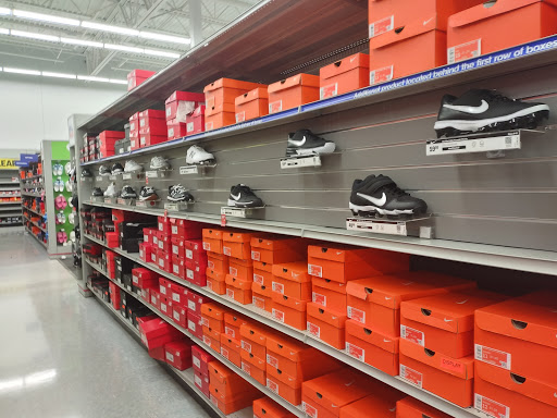 Sporting Goods Store «Academy Sports + Outdoors», reviews and photos, 20790 I-30, Benton, AR 72019, USA