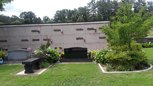 Cemetery «Crest Lawn Memorial Park», reviews and photos, 2000 Marietta Blvd NW, Atlanta, GA 30318, USA