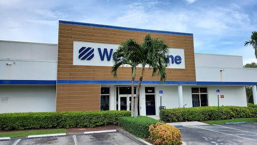 West Marine, 17641 Biscayne Blvd, Aventura, FL 33160, USA, 