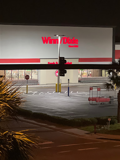 Grocery Store «Winn-Dixie», reviews and photos, 2200 S Atlantic Ave, Daytona Beach Shores, FL 32118, USA