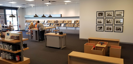 Cell Phone Store «Verizon», reviews and photos, 18229 Carson Ct NW, Elk River, MN 55330, USA