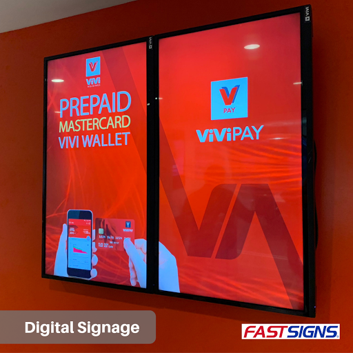 FASTSIGNS image