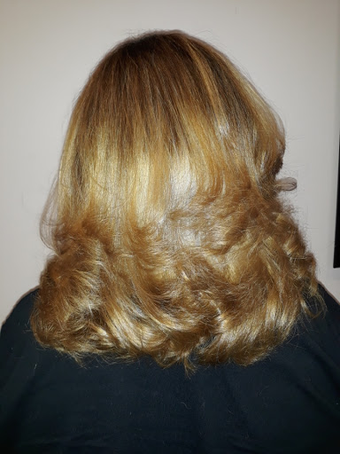 Beauty Salon «La Belle Chateau Salon & Spa», reviews and photos, 55 Mill St, Unionville, CT 06085, USA