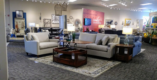 Furniture Store «La-Z-Boy Home Furnishings & Decor», reviews and photos, 1150 Scenic Hwy S, Lawrenceville, GA 30045, USA