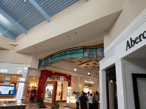Shopping Mall «Coastal Grand Mall», reviews and photos, 2000 Coastal Grand Cir, Myrtle Beach, SC 29577, USA