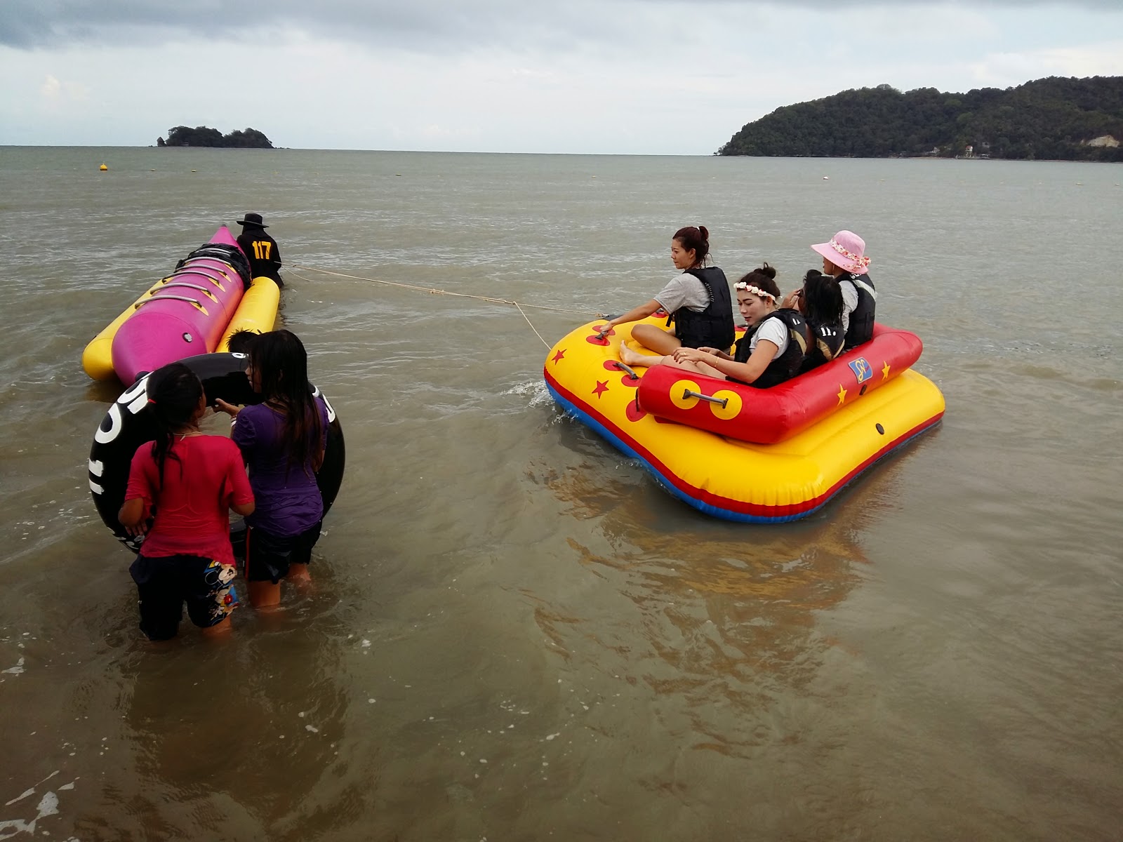 Hat Laem Sing Beach photo #9