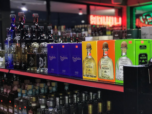 Liquor Store «Mableton Bottle Shop», reviews and photos, 757 Veterans Memorial Hwy SW, Mableton, GA 30126, USA