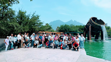 Tours in Monterrey - Paseo Santa Lucia