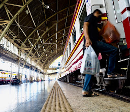 Hua Lamphong Railway Station photo