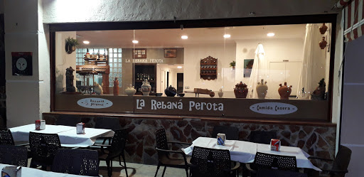 Bar La Rebana Perota - Carril del Capitán, 27, 29010 Málaga