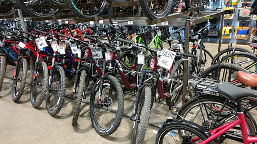 Bicycle Store «The Hub Bike Co-op», reviews and photos, 3020 Minnehaha Ave, Minneapolis, MN 55406, USA