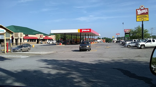 Convenience Store «Pilot Travel Center», reviews and photos, 2320 TN-46, Dickson, TN 37055, USA