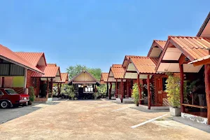 สำราญรีสอร์ท (Sumran Resort) image