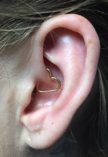 Tattoo Shop «Fight or Flight Tattoo», reviews and photos, 206 Summer St, Fitchburg, MA 01420, USA