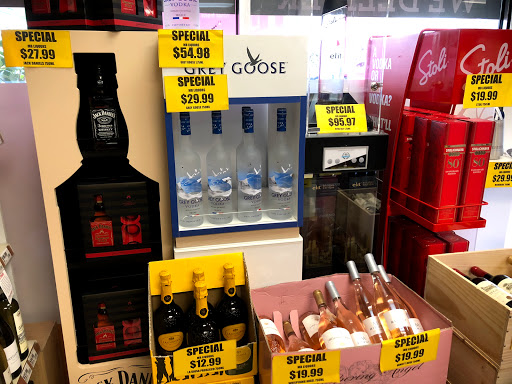 Liquor Store «Miami Beach Liquors», reviews and photos, 814 Alton Rd, Miami Beach, FL 33139, USA