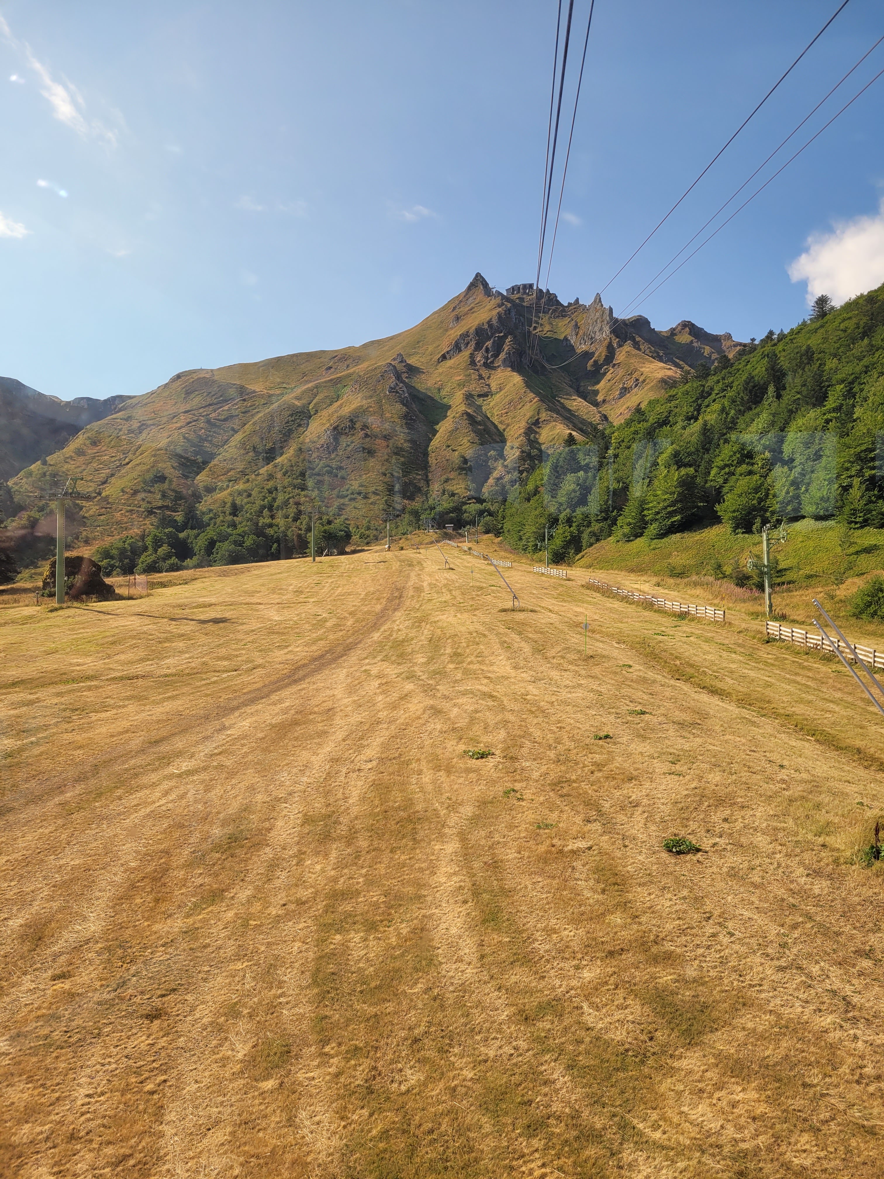 Photo n° 17 de l'avis de Wladislas. fait le 17/08/2022 à 09:42