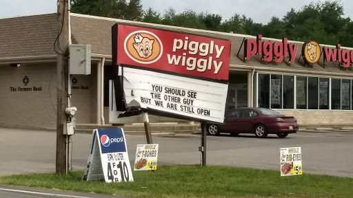Grocery Store «Piggly Wiggly», reviews and photos, 7838 TN-25, Cross Plains, TN 37049, USA