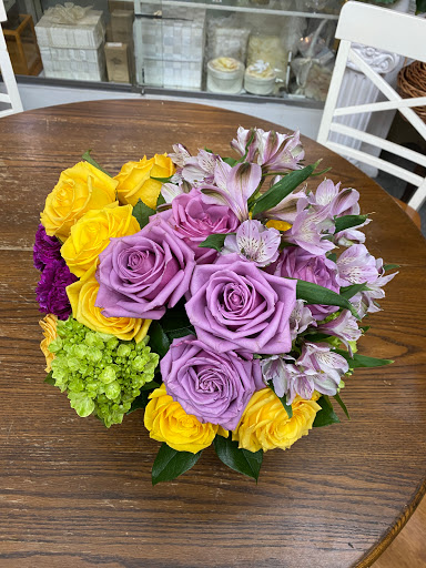 Florist «Ye Olde Yardley Florist», reviews and photos, 175 S Main St, Yardley, PA 19067, USA